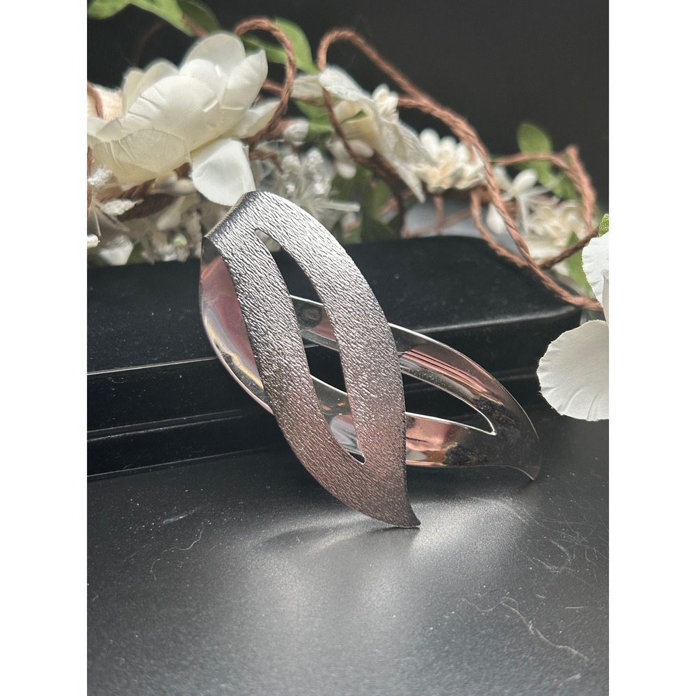 Vintage Sarah Coventry Silver Tone Abstract Ribbon Brooch Textured Modernist Pin